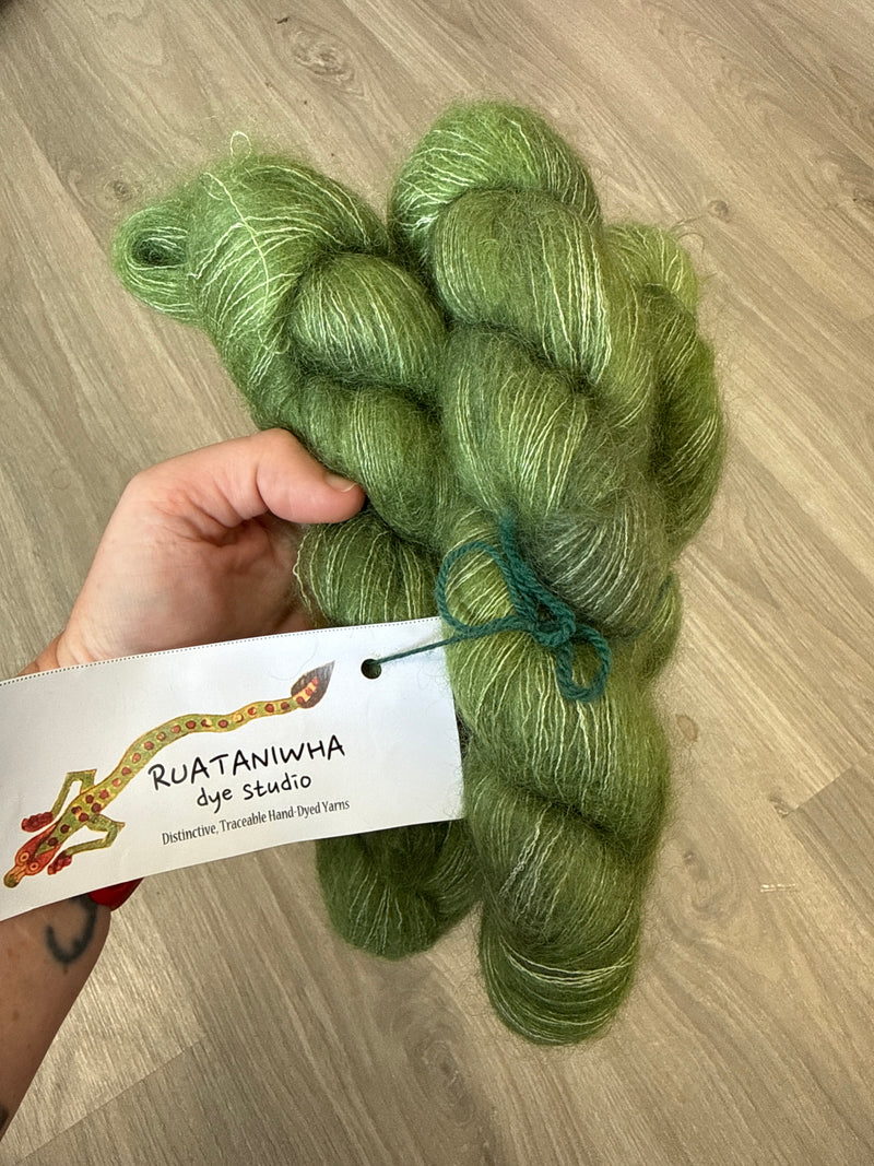 Ruataniwha 2ply Silk Mohair "Thriving"