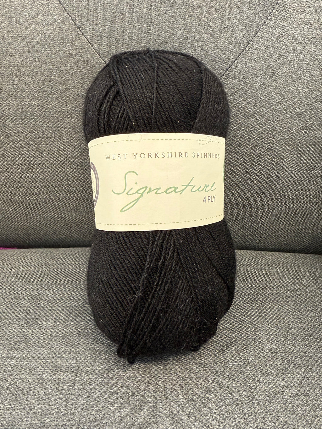 West Yorkshire Spinners - Signature 4ply - Re-loved